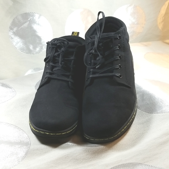 dr martens maleke